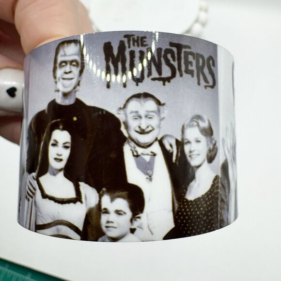 The Munsters Cuff Bracelet Lightweight Horror Con Comic Con Fan Kitschy - Picture 4 of 8